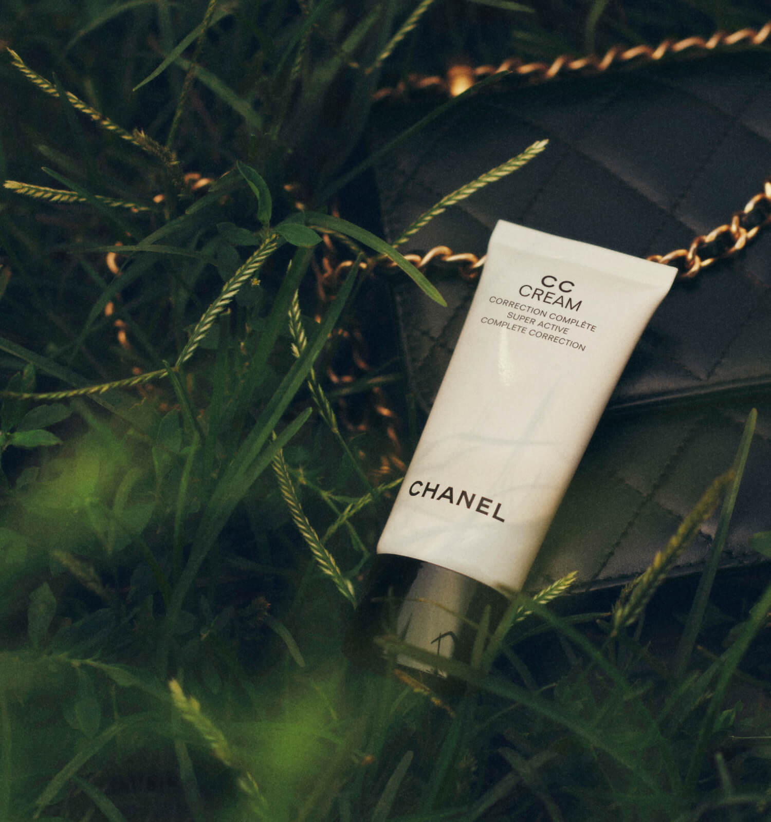 Chanel CC Cream Correction Complete SPF 30 Review & Swatches