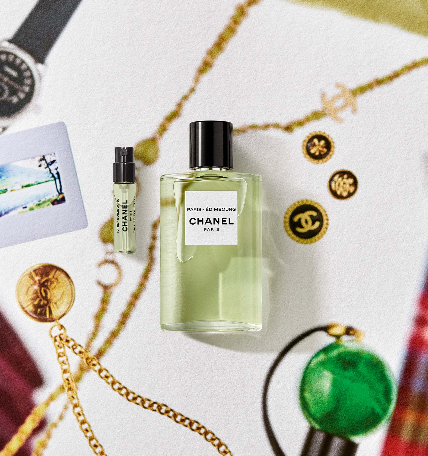 Chanel store aqua perfume