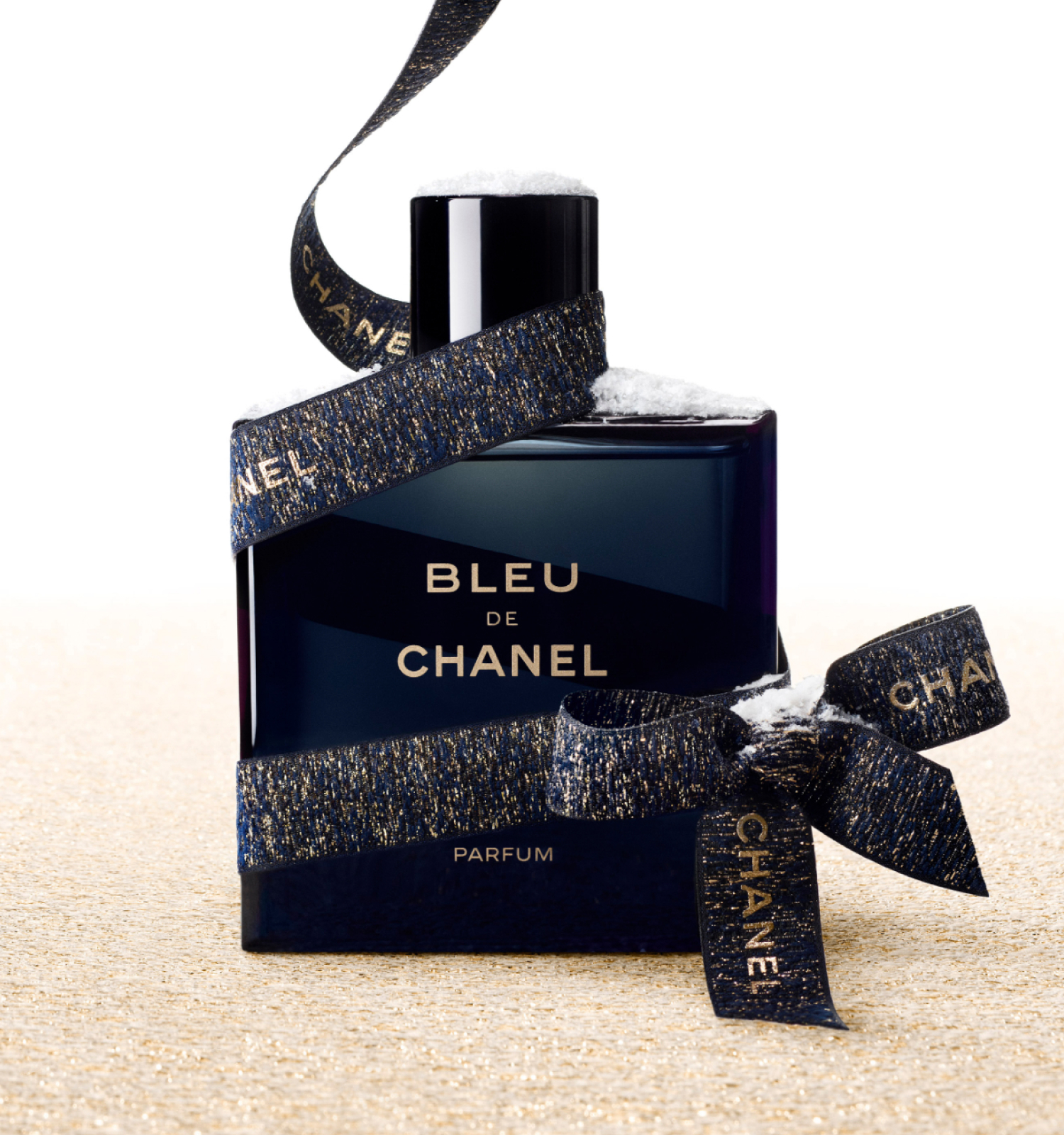 CHANEL BLEU de CHANEL - Timothée Chalamet - Perfume & Aftershave