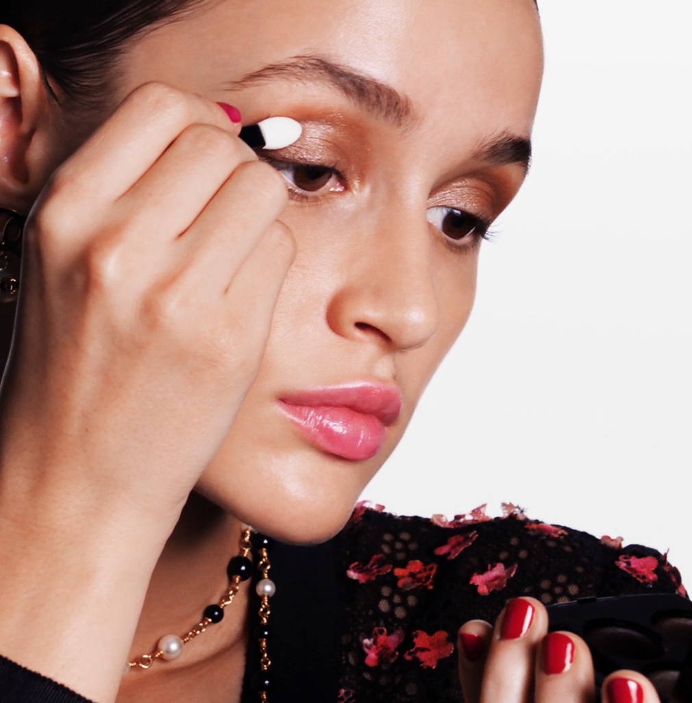 CHANEL BEAUTY MIX - ロードトリップのメークアップ ルック - 特集