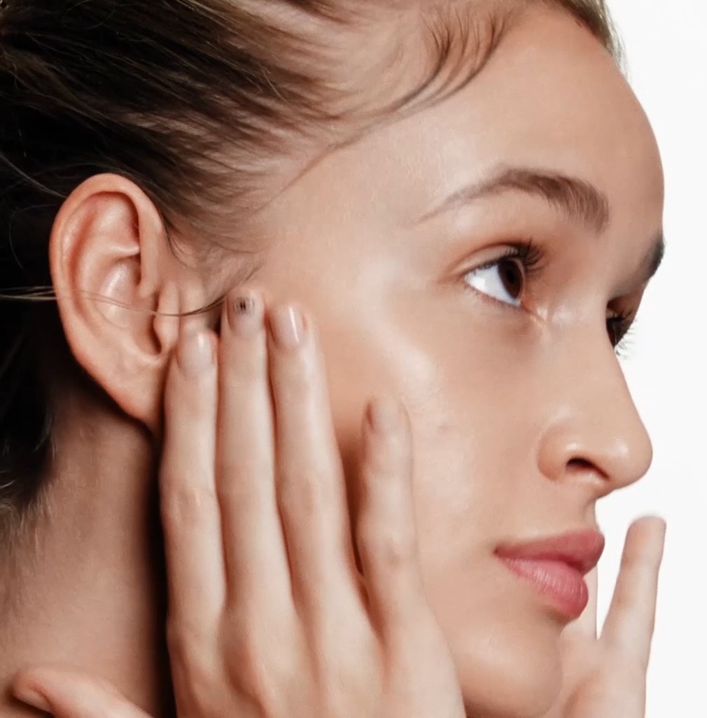 CHANEL BEAUTY MIX - ロードトリップのメークアップ ルック - 特集