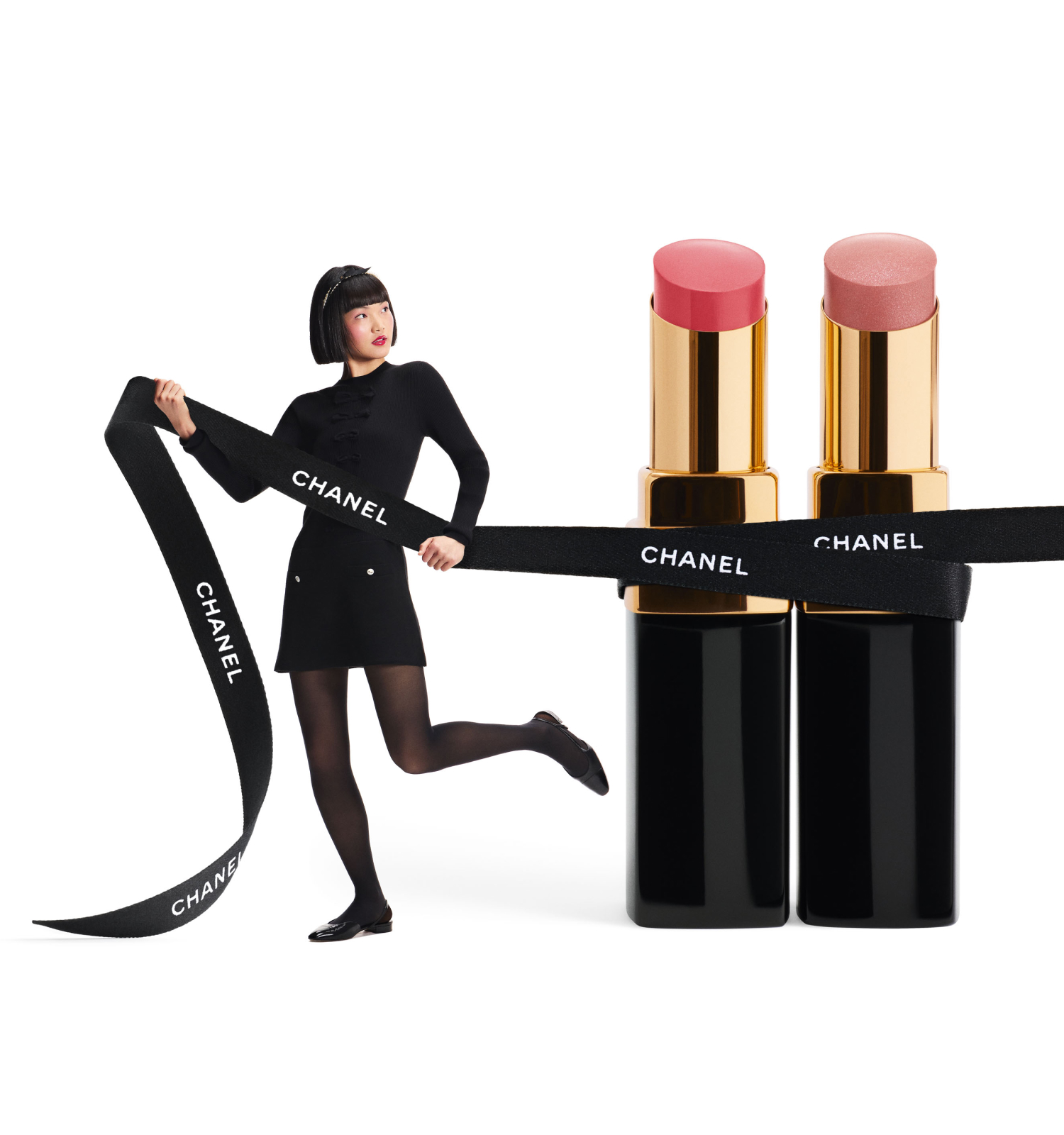 Maquiagem: base, blush, iluminador, batom | CHANEL | CHANEL